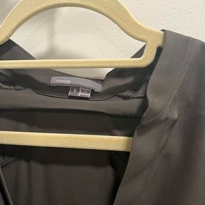 Vince Tunic Blouse in Navy and Army Green